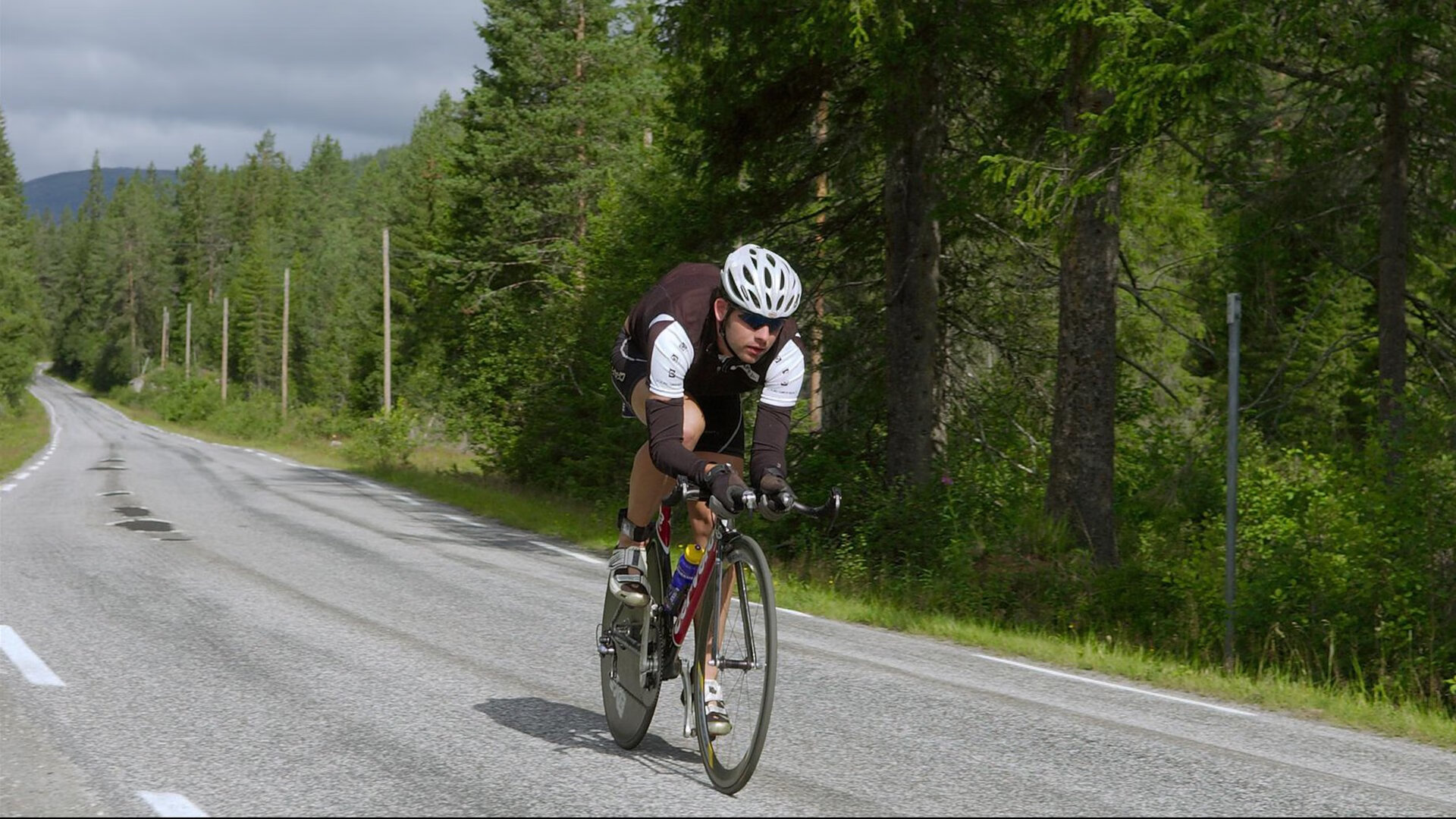 当东方铁军单节击溃绿衫军，霍勒迪在亚平宁之巅完成救赎—体育世界的平行宇宙